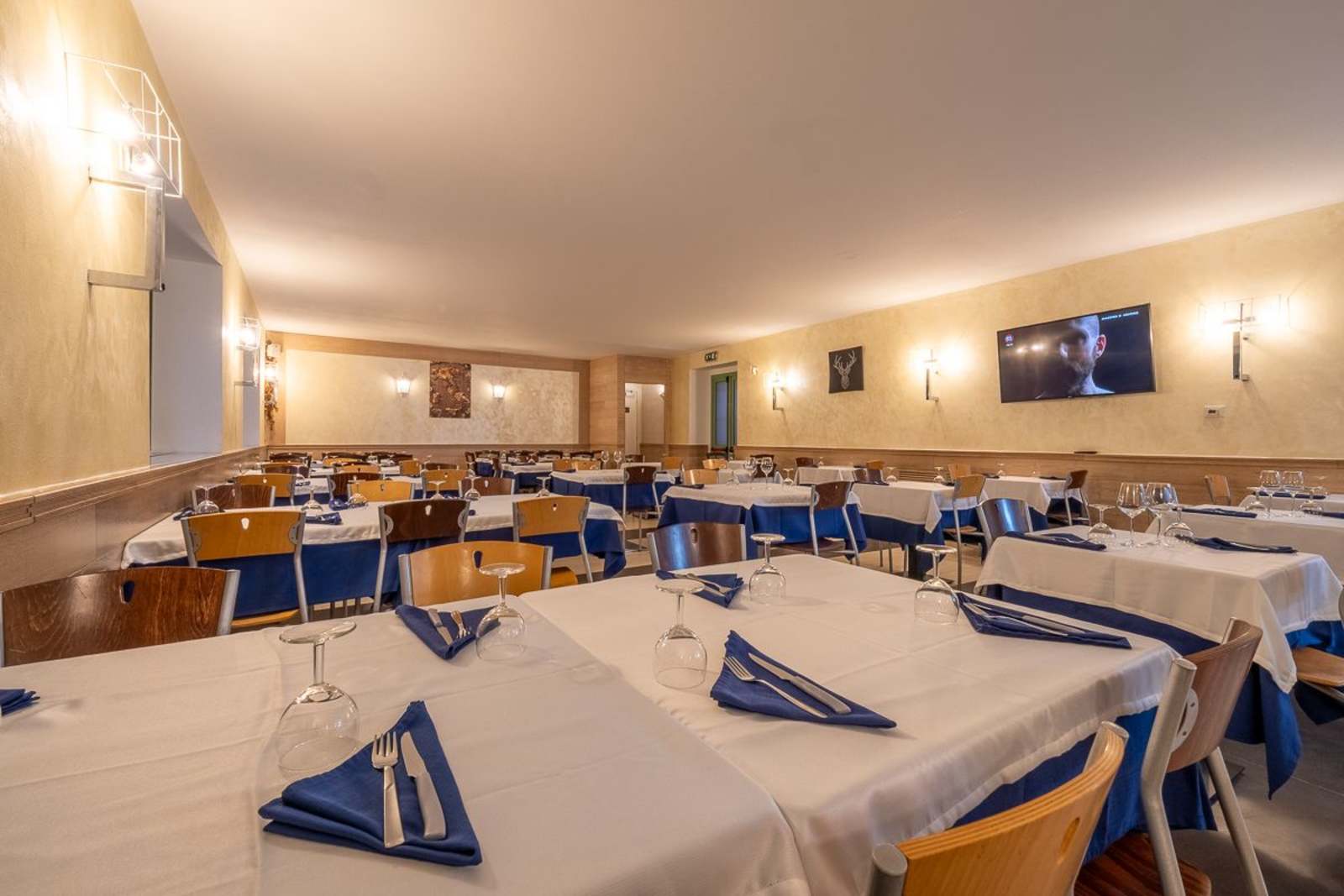 Sala interna del Palazzo del Gusto, elegante e curata